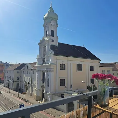 Art Deco Studio In Old Town Apartment Bratislava