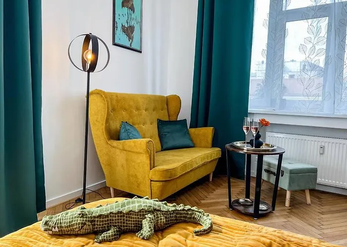 Art Deco Studio In Old Town